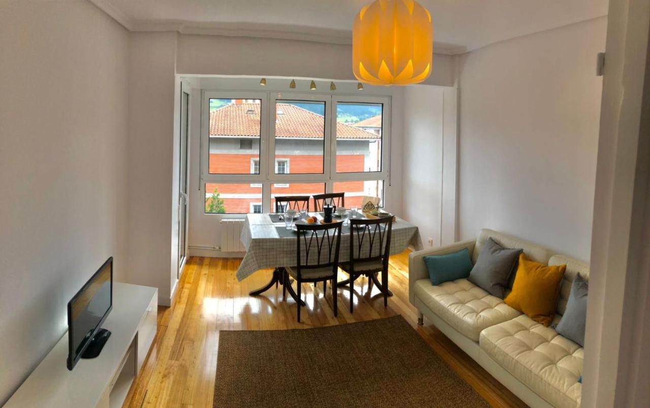Piso Centrico Y Tranquilo En Gernika Apartman Kültér fotó