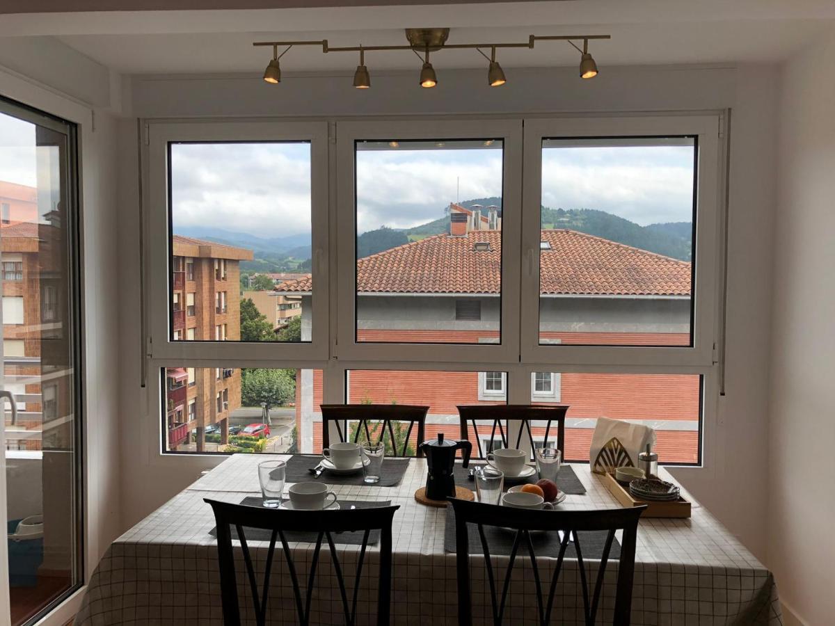 Piso Centrico Y Tranquilo En Gernika Apartman Kültér fotó